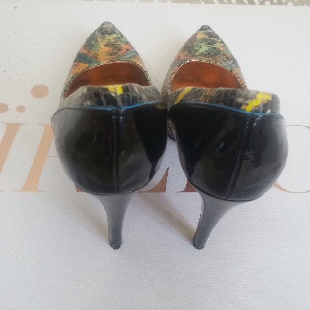 Bcbgeneration Peyton Multi Colored Snakeskin Pump - image 3